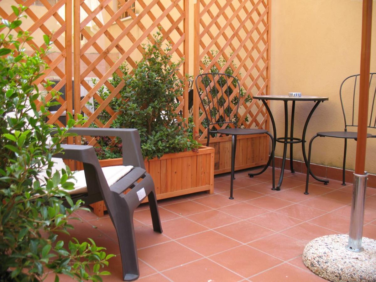 Bed&Bed Tommaso Fazzello Only Rooms Taormina Exterior foto