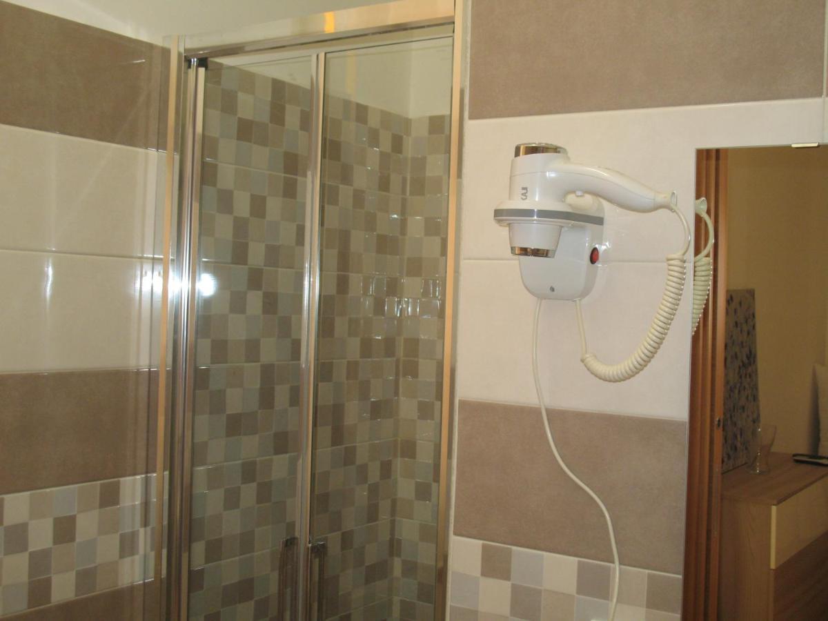 Bed&Bed Tommaso Fazzello Only Rooms Taormina Exterior foto