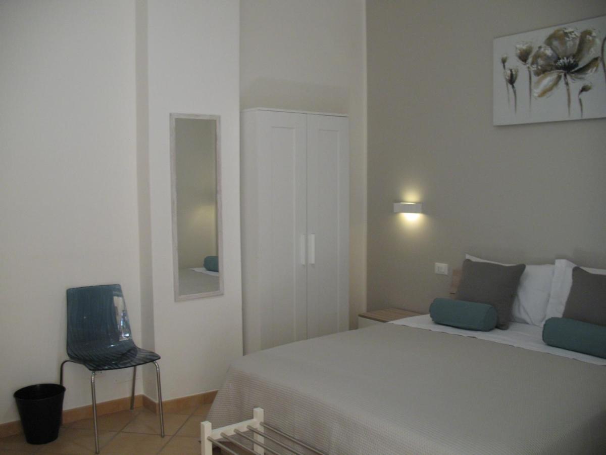 Bed&Bed Tommaso Fazzello Only Rooms Taormina Exterior foto