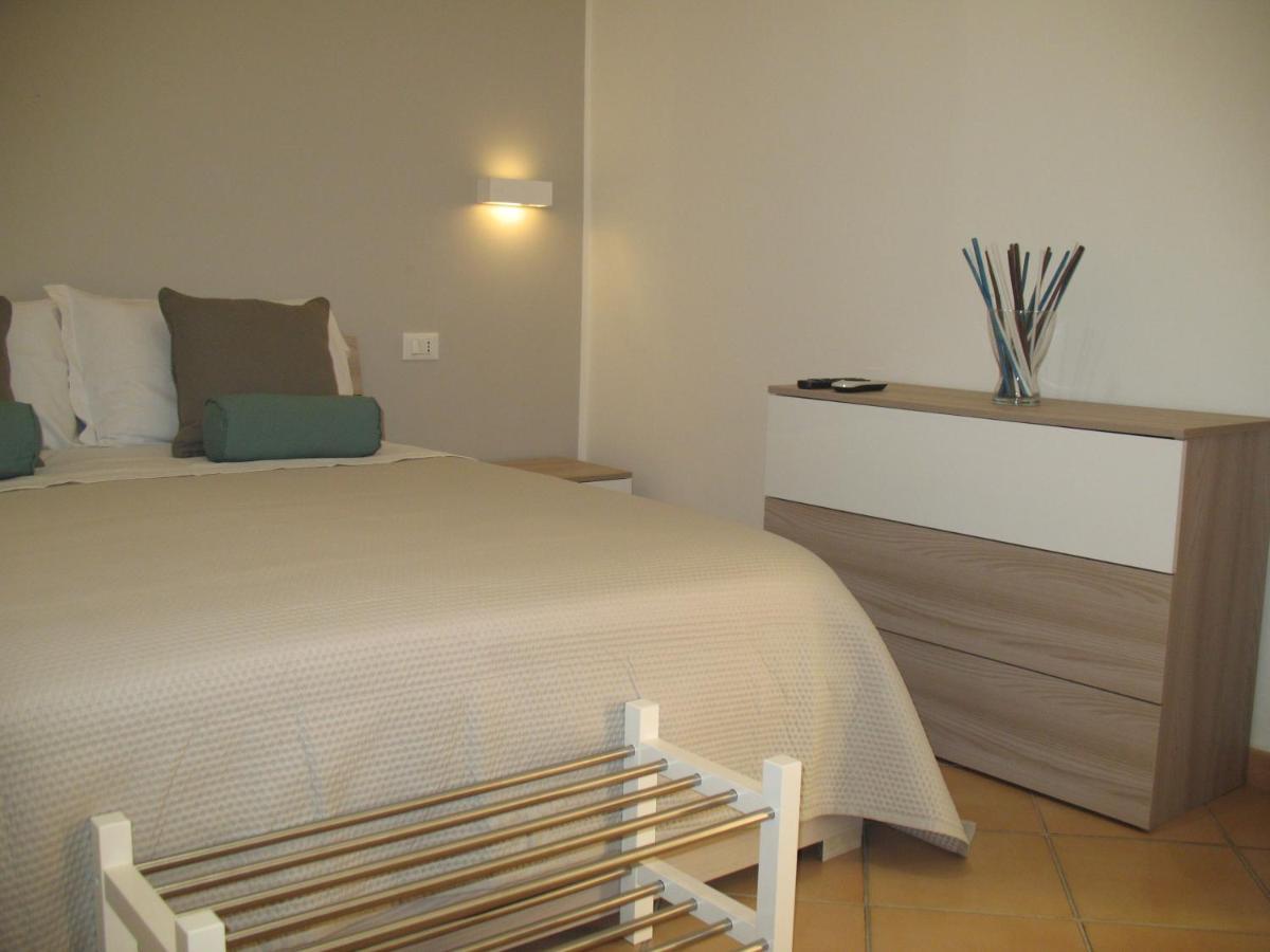 Bed&Bed Tommaso Fazzello Only Rooms Taormina Exterior foto