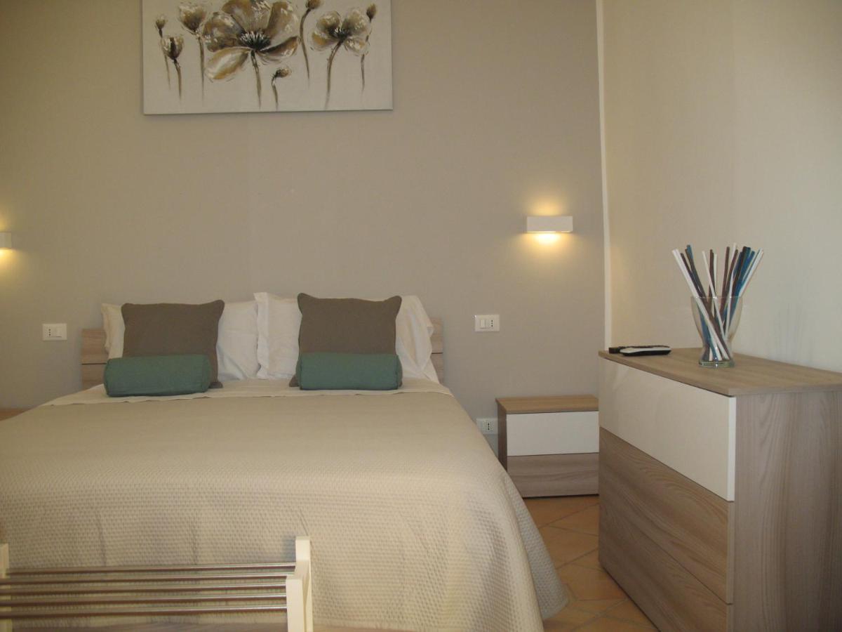 Bed&Bed Tommaso Fazzello Only Rooms Taormina Exterior foto